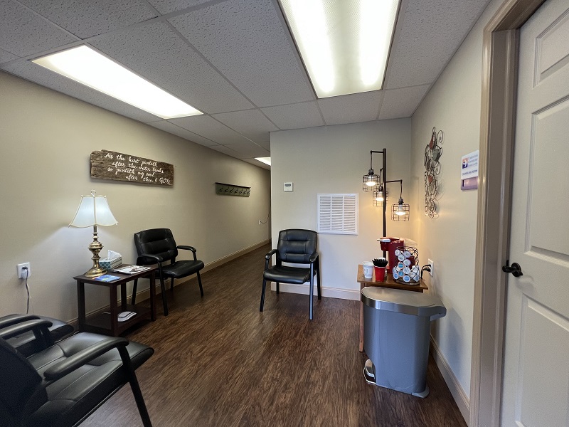 Inside-Waiting-Room-of-Belleville-Counseling-Office